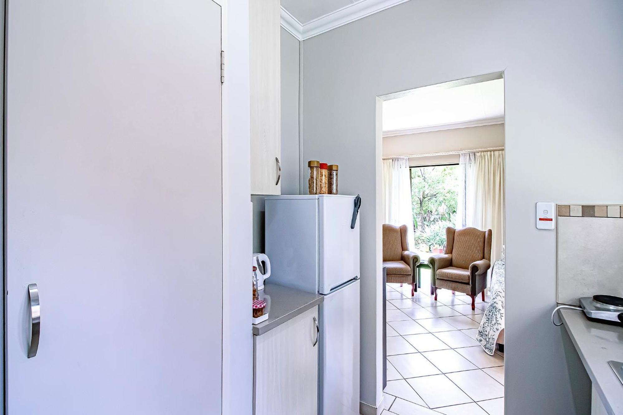 Leozet Self Catering Apartment Pretoria-Noord エクステリア 写真