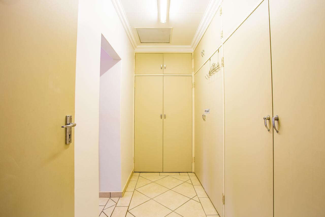 Leozet Self Catering Apartment Pretoria-Noord エクステリア 写真